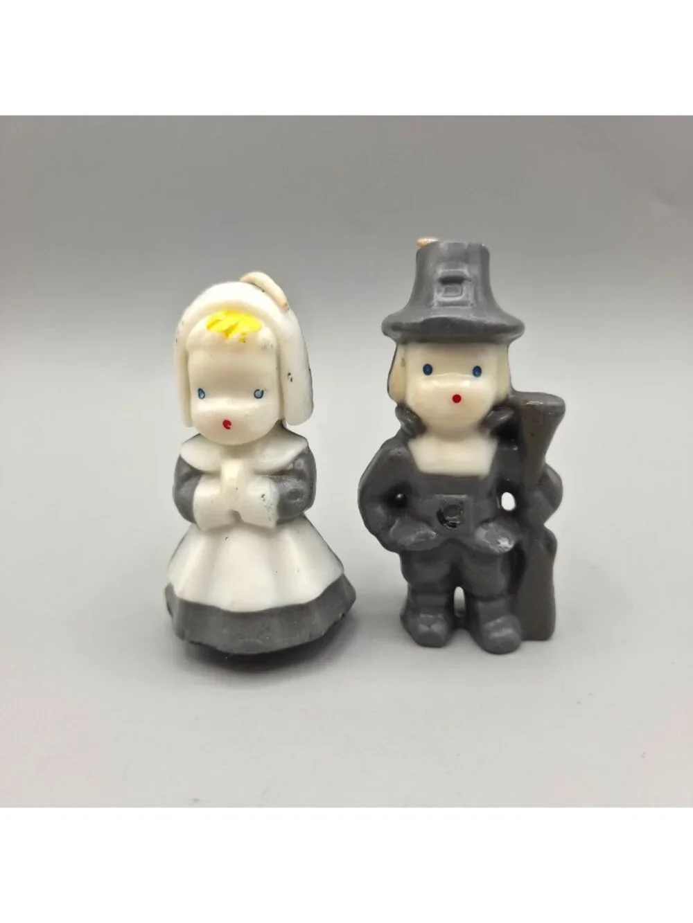 Vintage Gurley Pilgrim Figure Candles Collectible Gray Hat Thanksgiving Set Of 2